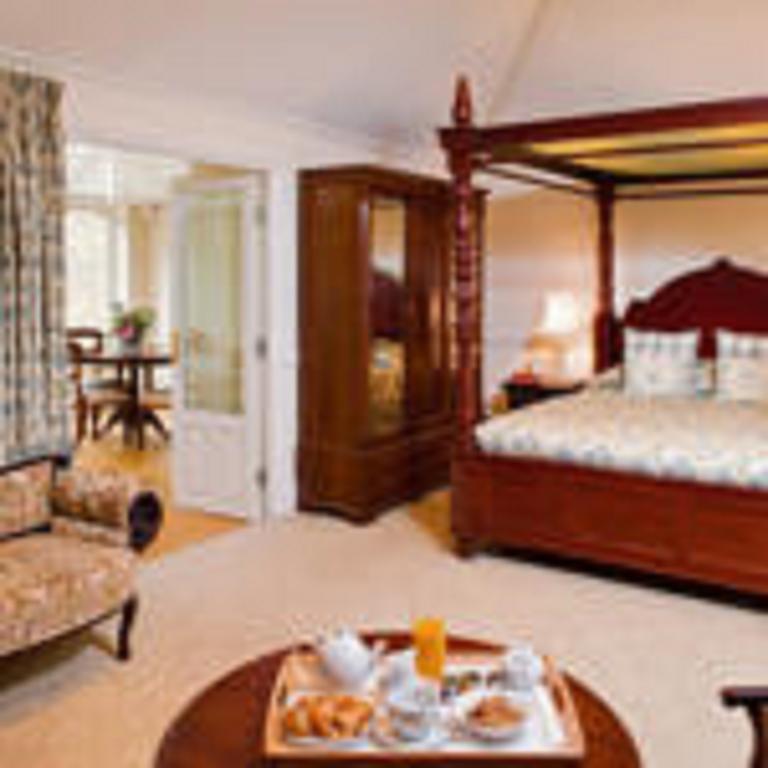 Lord Milner Hotel Лондон Екстериор снимка