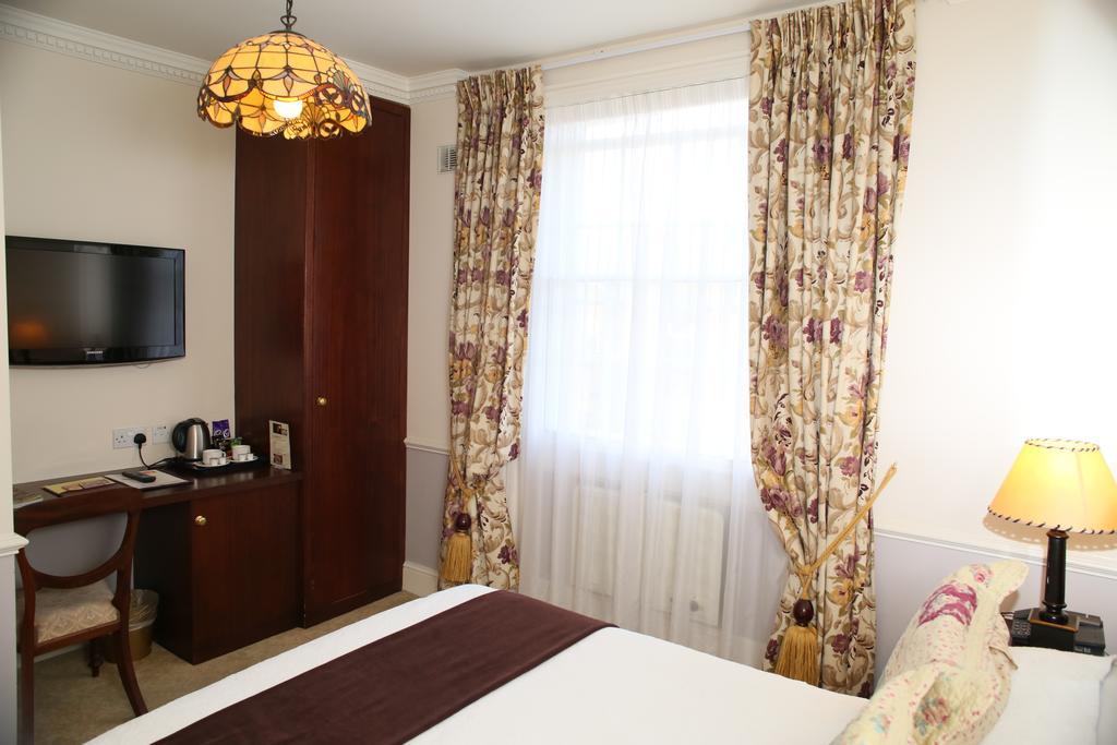 Lord Milner Hotel Лондон Екстериор снимка