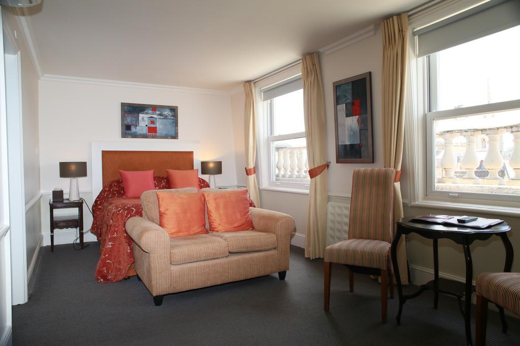 Lord Milner Hotel Лондон Екстериор снимка